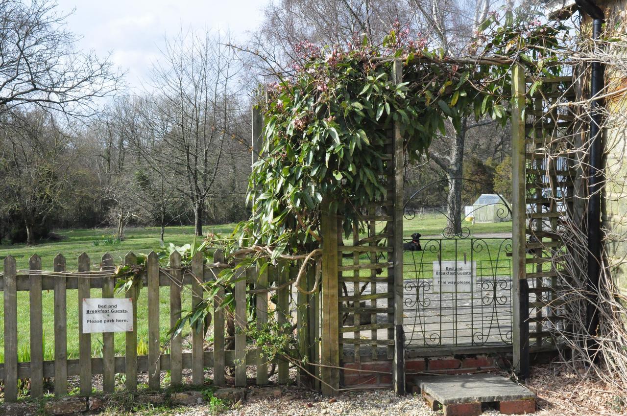 Little Tidebrook Farm Bed & Breakfast Wadhurst Bagian luar foto